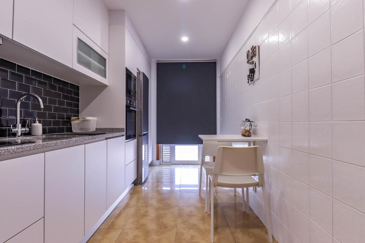Flor Do Mar - Spacious Apartment With Balcony ヴィラ・プライア・デ・アンコラ エクステリア 写真